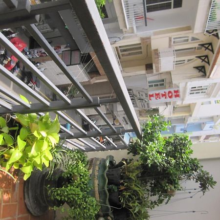 The Lily Hostel & Coffee Ho Chi Minh Zewnętrze zdjęcie