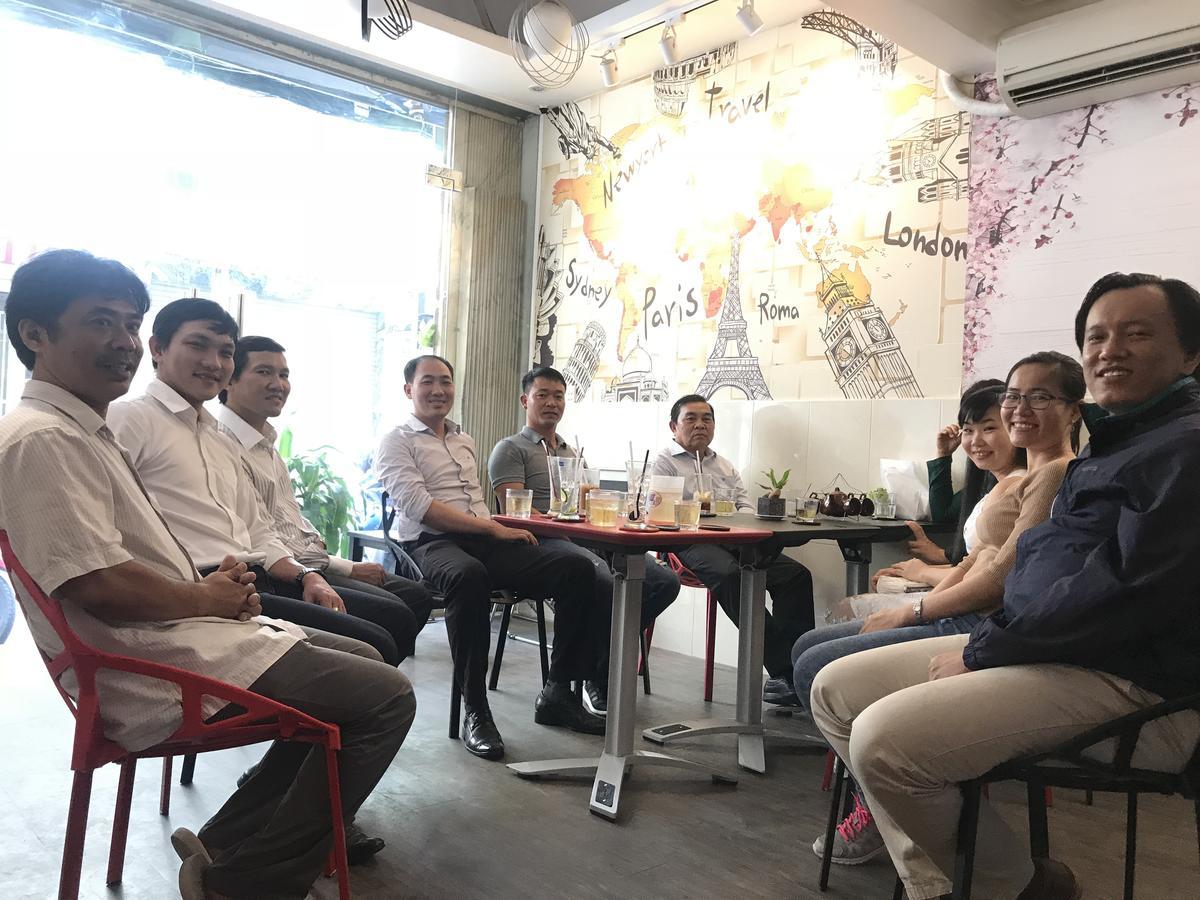The Lily Hostel & Coffee Ho Chi Minh Zewnętrze zdjęcie