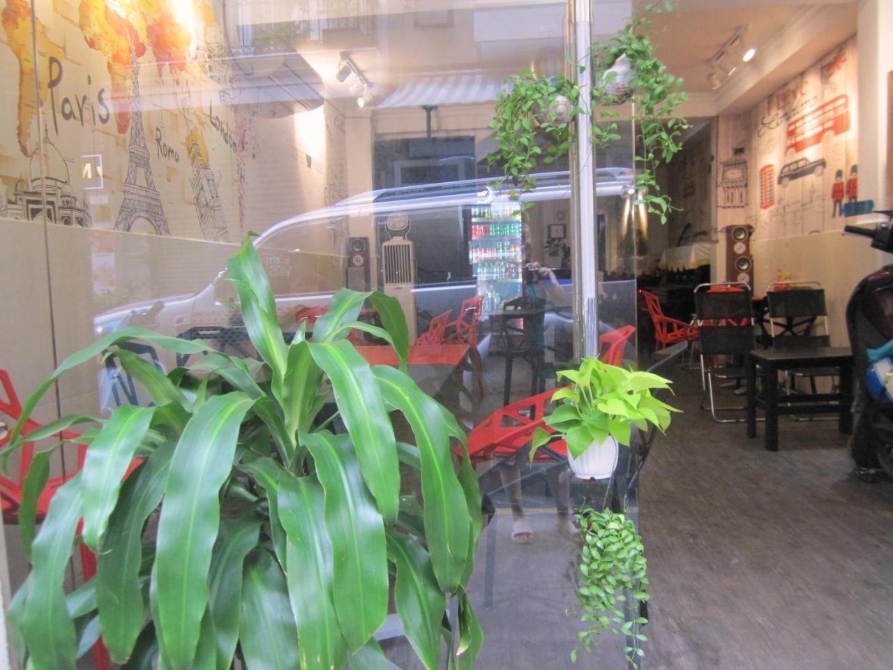 The Lily Hostel & Coffee Ho Chi Minh Zewnętrze zdjęcie