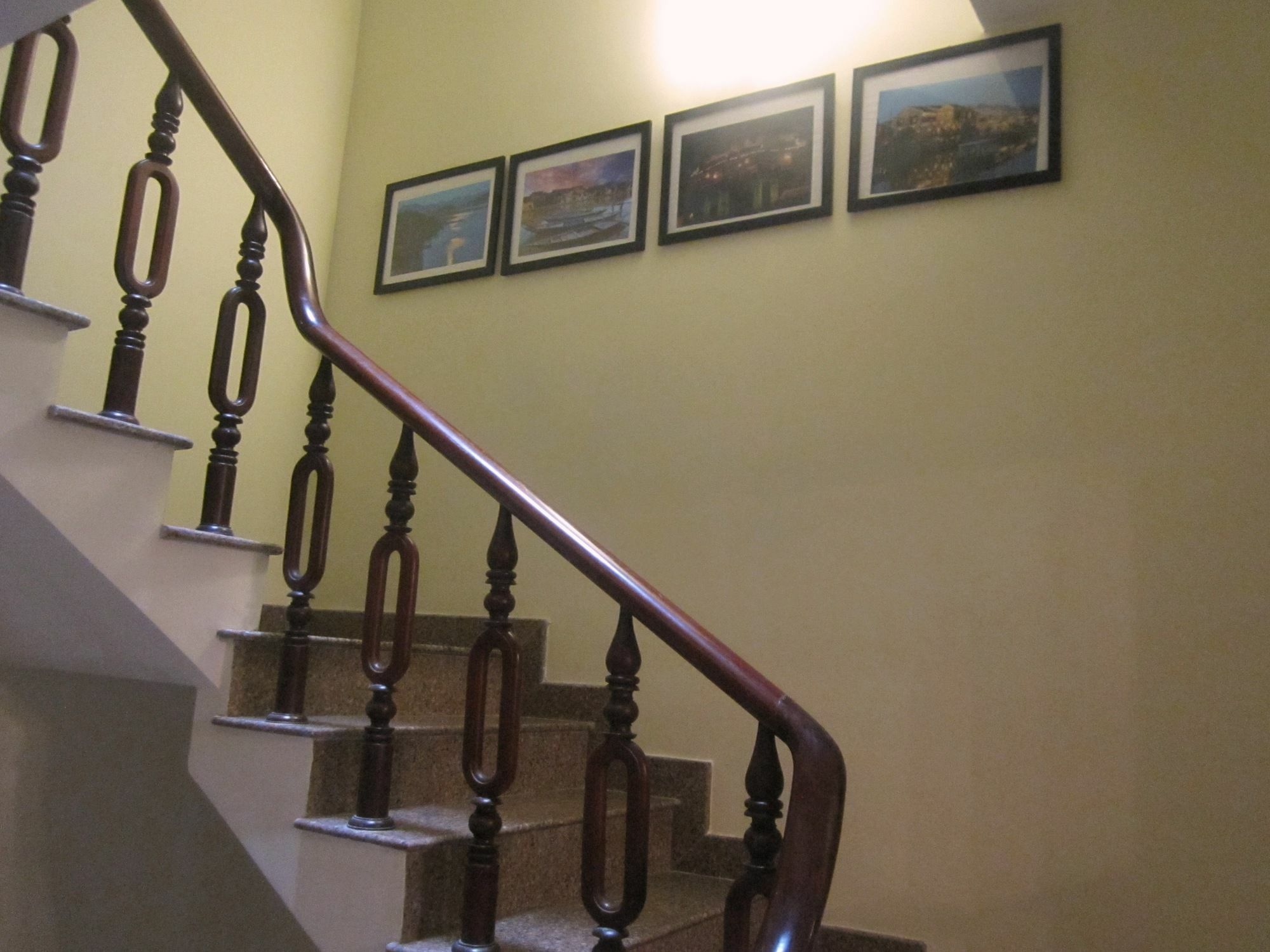 The Lily Hostel & Coffee Ho Chi Minh Zewnętrze zdjęcie